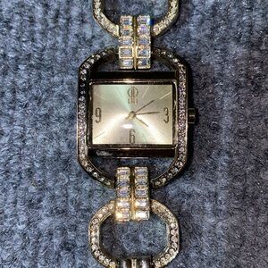 beautiful bracelet watch with expansion link Jennifer Lopez